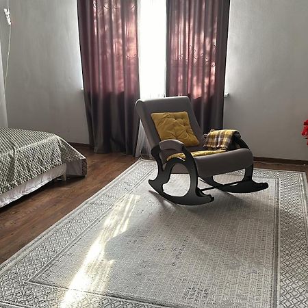 B&B Apart Атырау Экстерьер фото